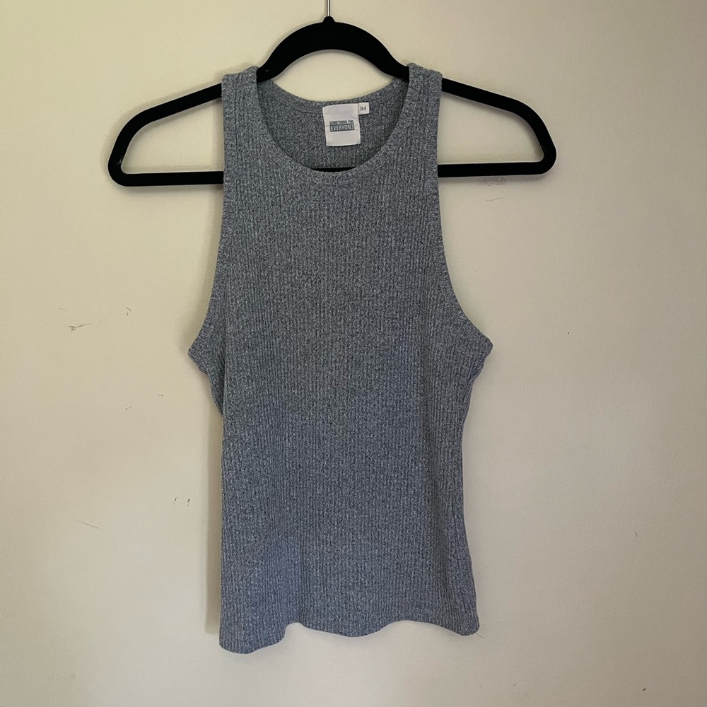 Grey tank top